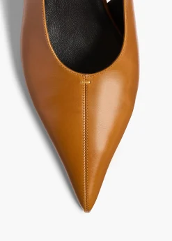 Khaite Pumps-Bella Low Pump in Cuoio Glazed Leather